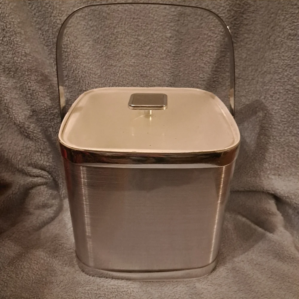 ELEGANT Vtg. 1950's Metallic Silver Rectangular ICE Bucket W/ LID
